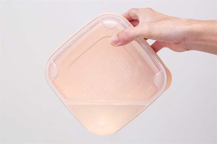 Hộp đựng thực phẩm nhựa 2500 ml Hokkaido Inochi HIN.HOVU.2500ZZ1 Màu Cam