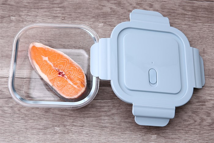 Hộp đựng thực phẩm thủy tinh 520 ml Hommy GB13G16130AM Màu Xanh Dương