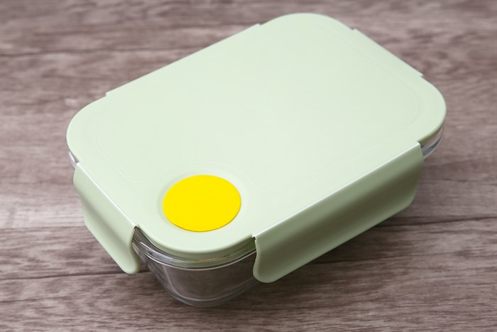 Hộp đựng thực phẩm thủy tinh 630 ml Hommy GB13G14168AW Màu Xanh lá