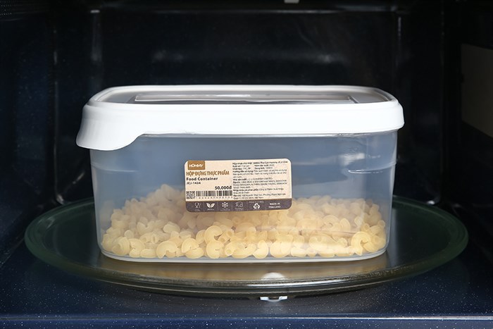 Hộp đựng thực phẩm nhựa 1800 ml Hommy JCJ-1434 Màu Màu be