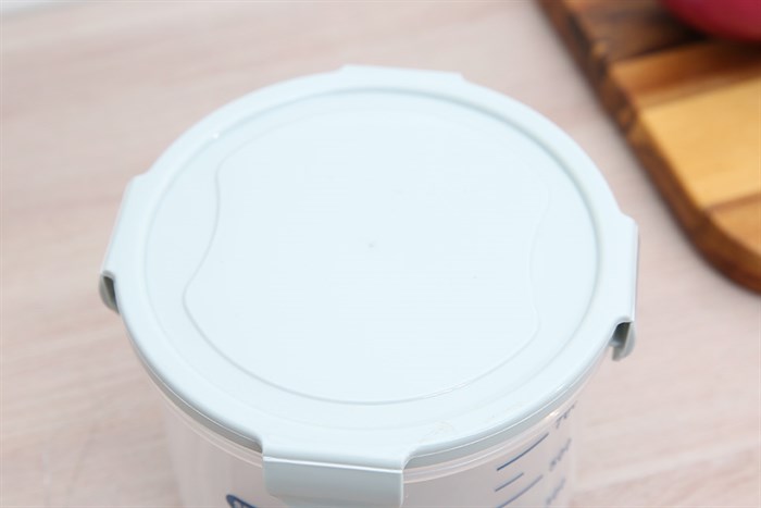 Hộp đựng thực phẩm nhựa 900 ml La Fonte 180961 Màu Xanh