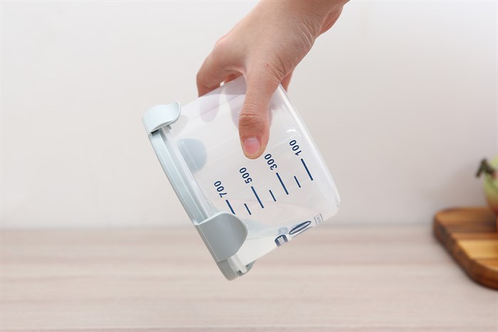 Hộp đựng thực phẩm nhựa 900 ml La Fonte 180961 Màu Xanh