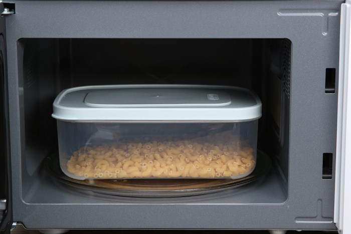 Bộ 6 hộp nhựa đựng thực phẩm 2500 ml Inochi Hokkaido Màu Trắng