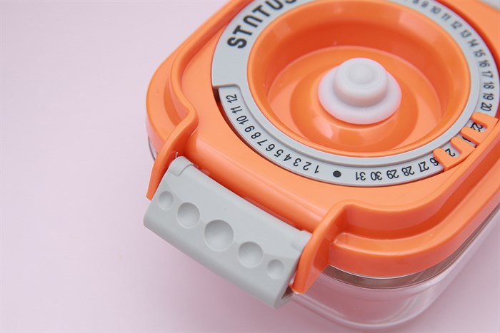 Bộ 5 món hộp nhựa đựng thực phẩm trẻ em hút chân không 150 ml Status Màu Hồng