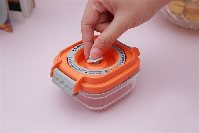 Bộ 5 món hộp nhựa đựng thực phẩm trẻ em hút chân không 150 ml Status Màu Hồng