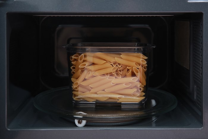 Bộ 5 món hộp nhựa đựng thực phẩm chân không 2000 ml Status Màu Đỏ