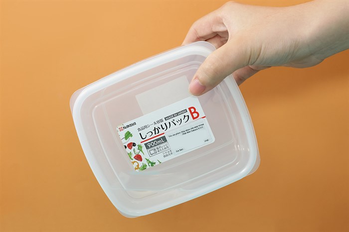 Hộp đựng thực phẩm nhựa 900 ml Nakaya K112 Màu Trắng