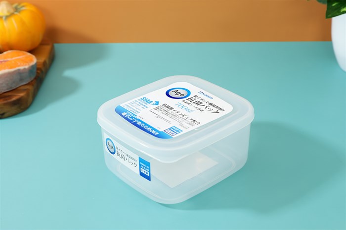 Hộp đựng thực phẩm nhựa 700 ml Nakaya K426 Màu Trắng