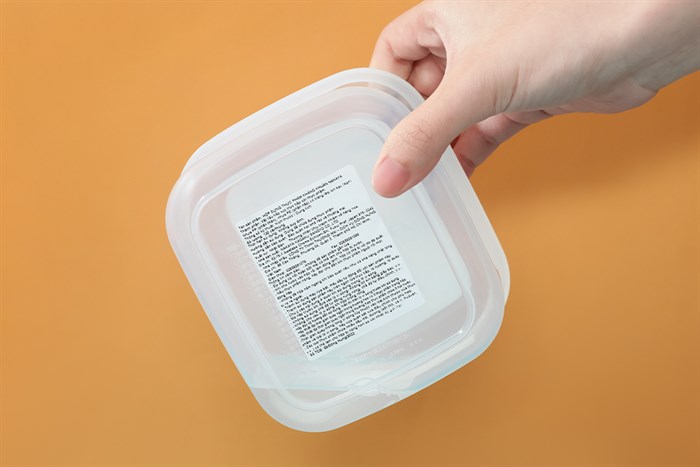 Hộp đựng thực phẩm nhựa 700 ml Nakaya K426 Màu Trắng