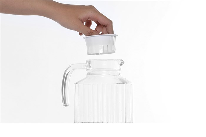 Bình đựng nước thủy tinh 1.7 lít Luminarc Quadro Màu Trắng