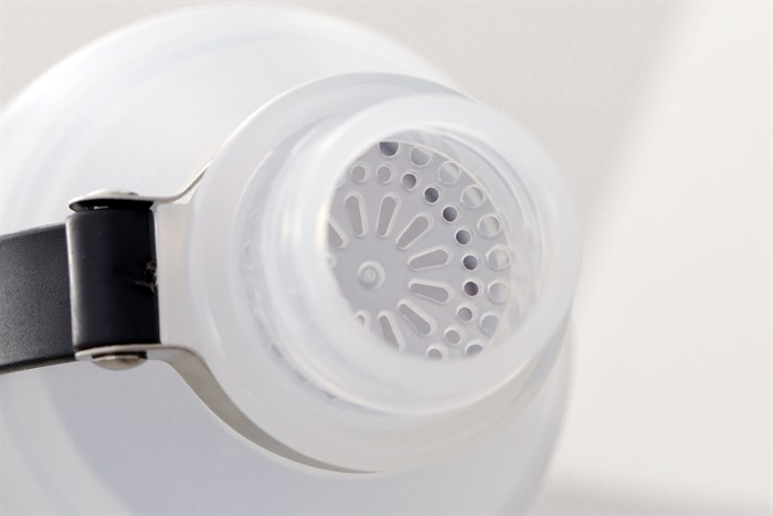 Bình đựng nước nhựa 950 ml Delites PC-001 Màu Đen