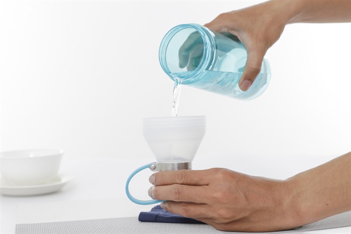 Bình đựng nước nhựa 950 ml Delites PC-001 Màu Xanh Dương