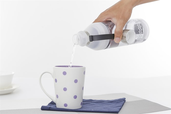 Bình đựng nước nhựa 950 ml Delites PC-001 Màu Đen