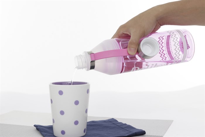 Bình đựng nước nhựa 950 ml Delites PC-001 Màu Hồng