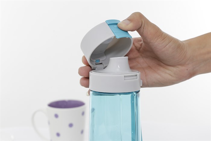 Bình đựng nước nhựa 800 ml Delites PC-002 Màu Xanh Dương