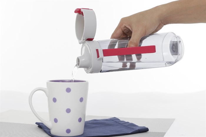 Bình đựng nước nhựa 800 ml Delites PC-002 Màu Đỏ