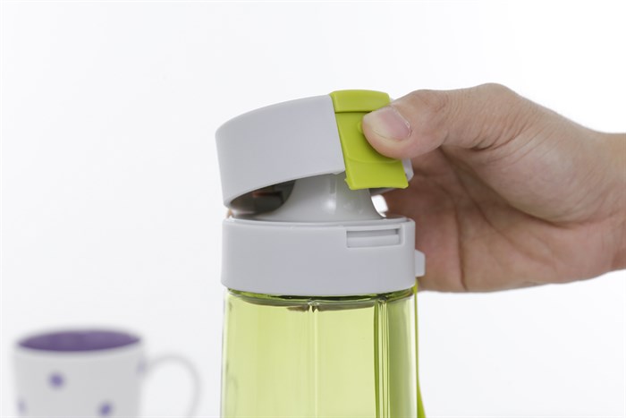 Bình đựng nước nhựa 800 ml Delites PC-002 Màu Xanh lá