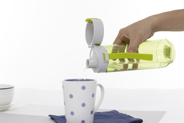 Bình đựng nước nhựa 800 ml Delites PC-002 Màu Xanh lá