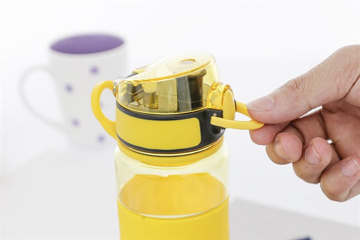 Bình đựng nước nhựa 470 ml DMX-PC003 Màu Vàng