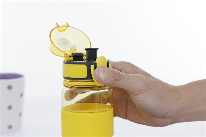 Bình đựng nước nhựa 470 ml DMX-PC003 Màu Vàng