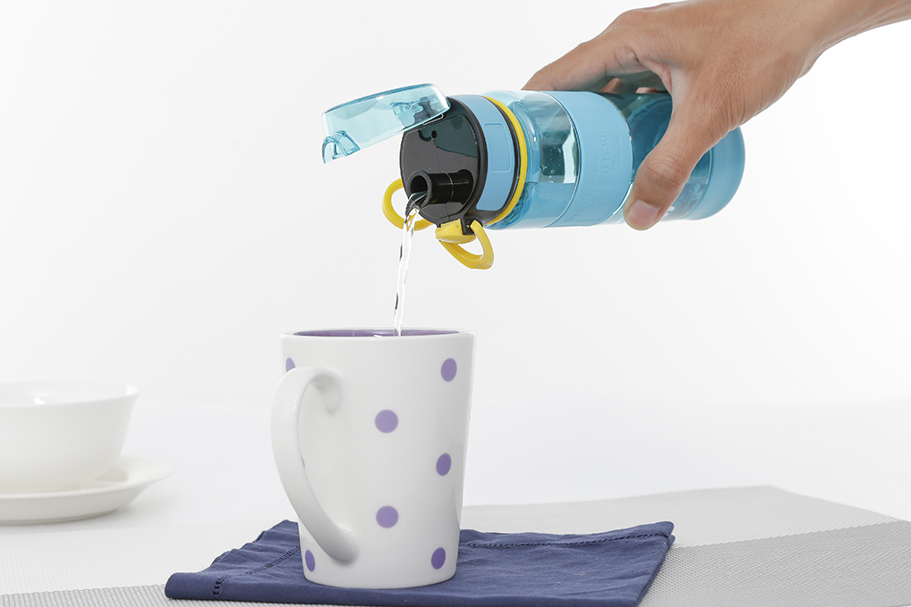 Bình đựng nước nhựa 470 ml DMX-PC003 Màu Xanh Dương