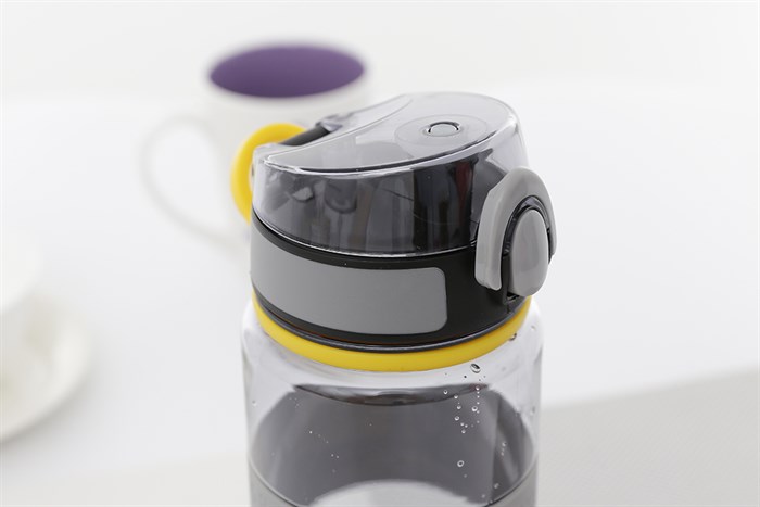 Bình đựng nước nhựa 770 ml DMX-PC004 Màu Xám