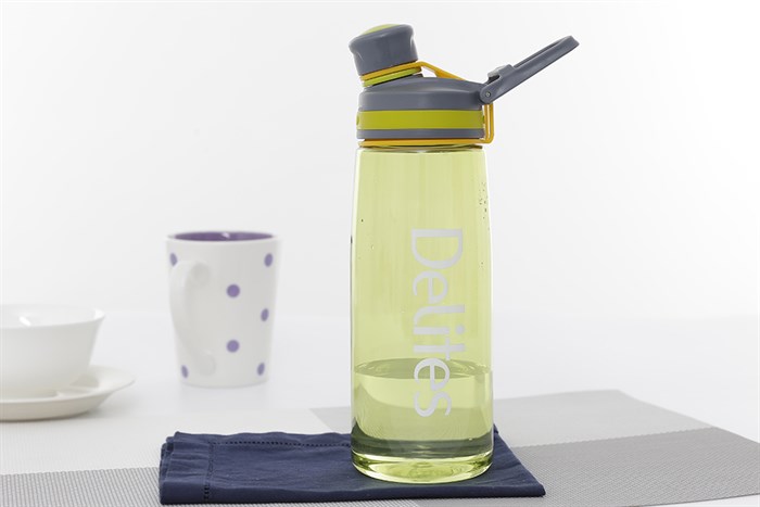 Bình đựng nước nhựa 850 ml Delites PC-005 Màu Xanh lá