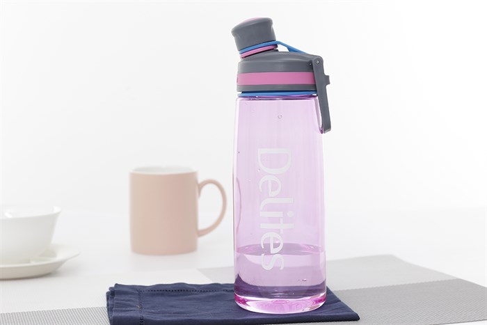 Bình đựng nước nhựa 850 ml Delites PC-005 Màu Hồng