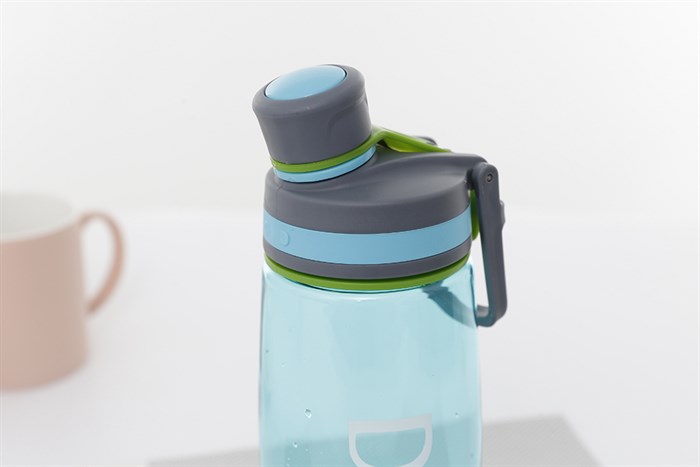Bình đựng nước nhựa 850 ml Delites PC-005 Màu Xanh Dương