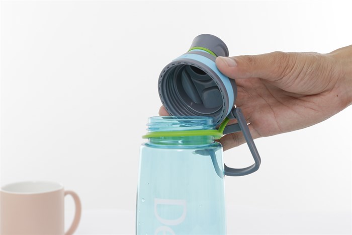 Bình đựng nước nhựa 850 ml Delites PC-005 Màu Xanh Dương