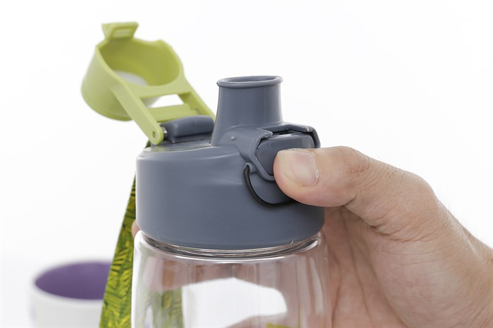 Bình đựng nước nhựa 900 ml Delites PC-006 Màu Xanh lá