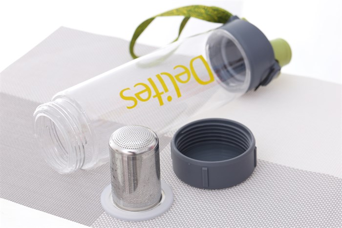 Bình đựng nước nhựa 900 ml Delites PC-006 Màu Xanh lá