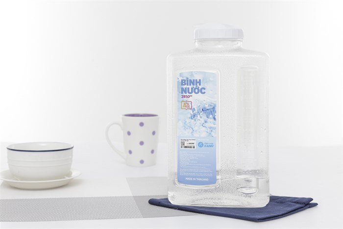 Bình đựng nước nhựa 2.85 lít Pioneer PET-001 Màu Trắng