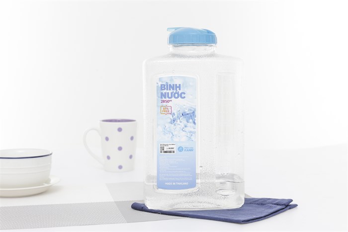 Bình đựng nước nhựa 2.85 lít Pioneer PET-001 Màu Trắng