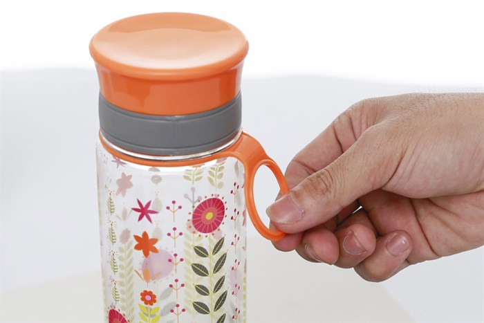 Bình đựng nước nhựa 575 ml Pioneer PP001 Màu Cam