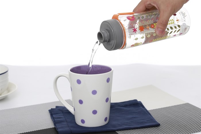 Bình đựng nước nhựa 575 ml Pioneer PP001 Màu Cam