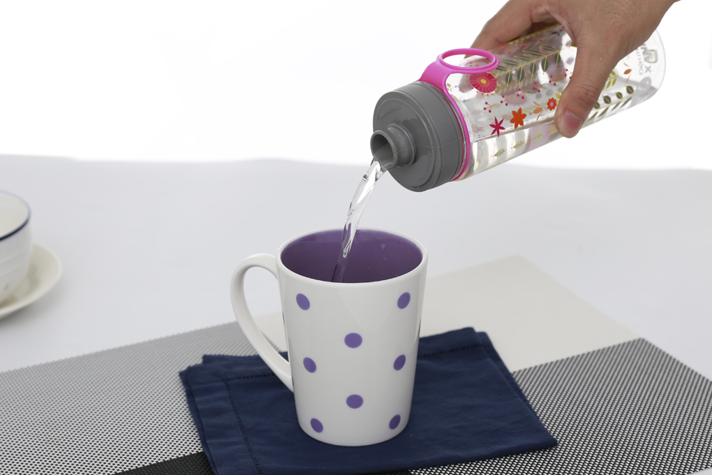 Bình đựng nước nhựa 575 ml Pioneer PP001 Màu Hồng