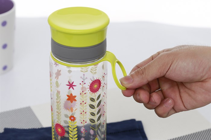 Bình đựng nước nhựa 575 ml Pioneer PP001 Màu Xanh lá