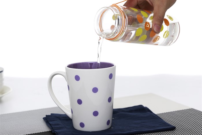 Bình đựng nước nhựa 575 ml Pioneer PP002 Màu Cam