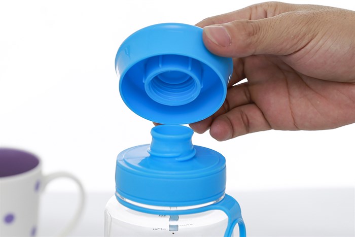 Bình đựng nước nhựa Thái Lan 750 ml Pioneer PP003 Màu Xanh Dương