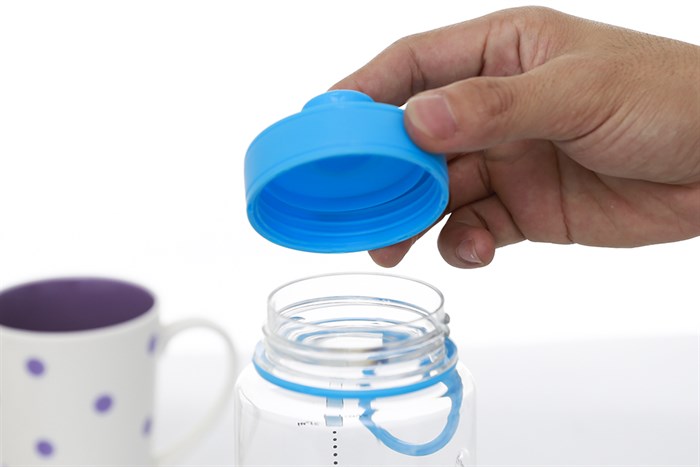 Bình đựng nước nhựa Thái Lan 750 ml Pioneer PP003 Màu Xanh Dương