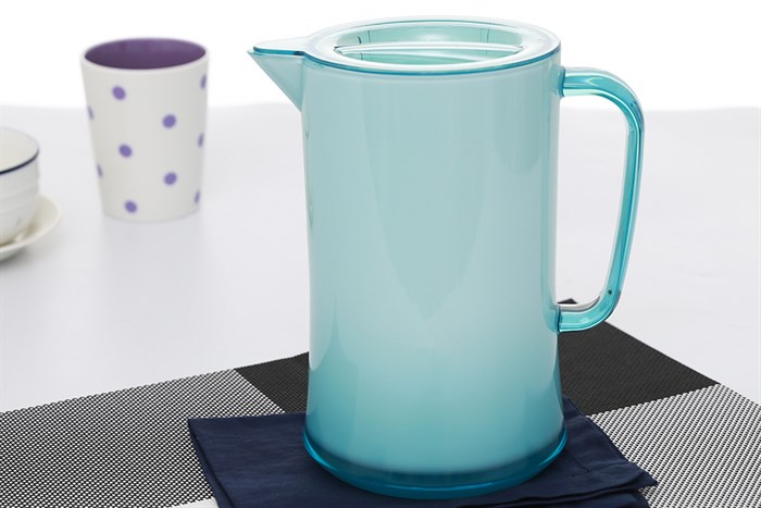 Bình đựng nước nhựa 1.8 lít Pioneer BN001 Màu Xanh Dương