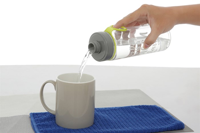 Bình đựng nước nhựa 575 ml Pioneer PP001A Màu Xanh lá