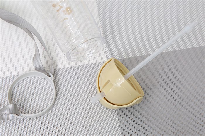 Bình đựng nước nhựa 460 ml DMX DL-19602-B Màu Trắng