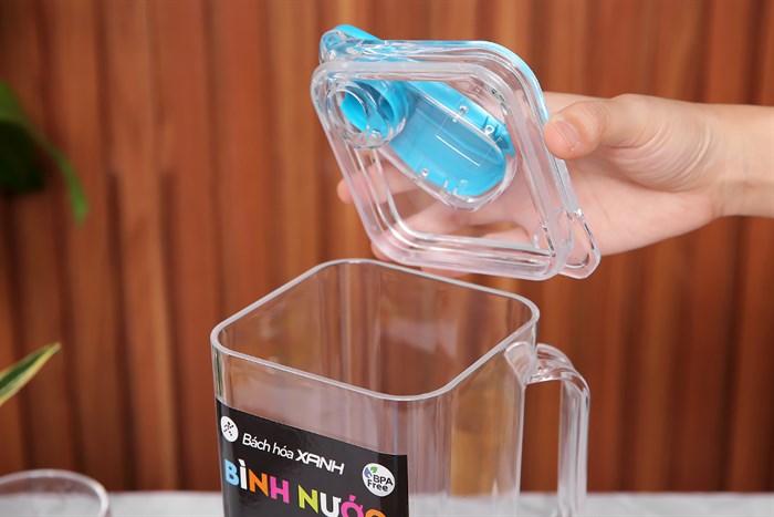 Bình đựng nước nhựa 2.2 lít BHX PN446-PS Màu Xanh Dương