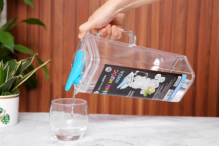 Bình đựng nước nhựa 2.2 lít BHX PN446-PS Màu Xanh Dương