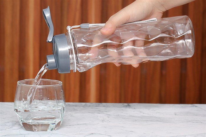 Bình đựng nước nhựa 1 lít Tự Lập TL1-6017 Màu Xám