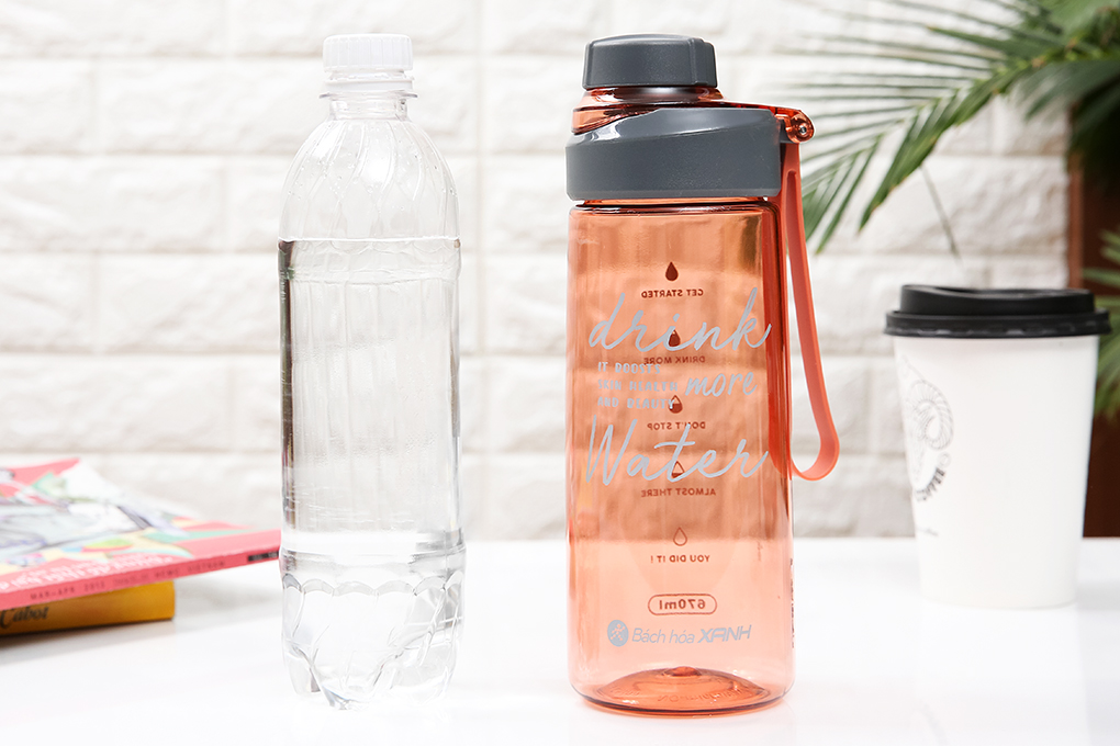 Bình đựng nước nhựa 670 ml BHX XL-1912 Màu Cam