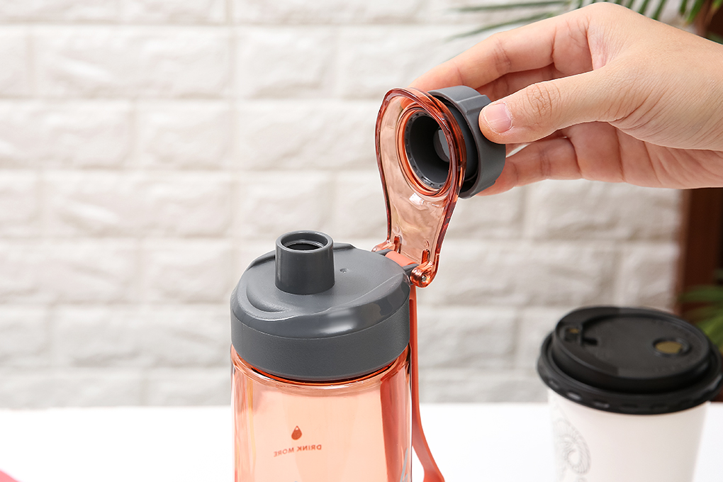 Bình đựng nước nhựa 670 ml BHX XL-1912 Màu Cam