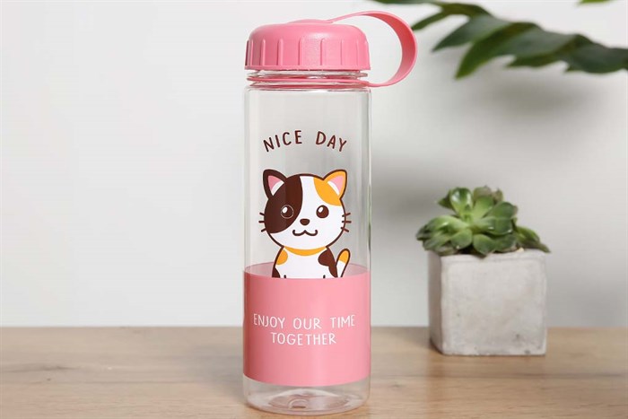 Bình đựng nước nhựa 575 ml Delites PNP3366D Màu Hồng